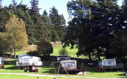 Ballintuim Hotel & Caravan Park