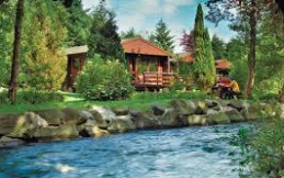 Riverside Log Cabins