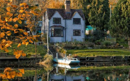 HAMPTON FERRY