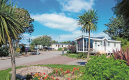 Lyons Lido Beach Holiday Park