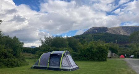 Bryn Gloch Caravan Camping Park 11