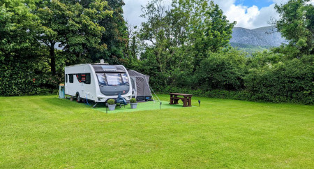 Bryn Gloch Caravan Camping Park 8