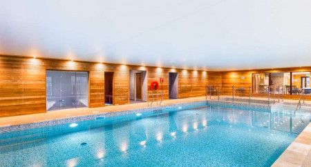 Juliots Well swimming pool with poolside sauna and steam room